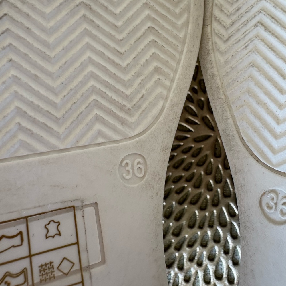 Kurt Geiger Women’s London Leah Eye Platform Slip-On Sneakers-Size 5 1/2 to 6 - Picture 8 of 10